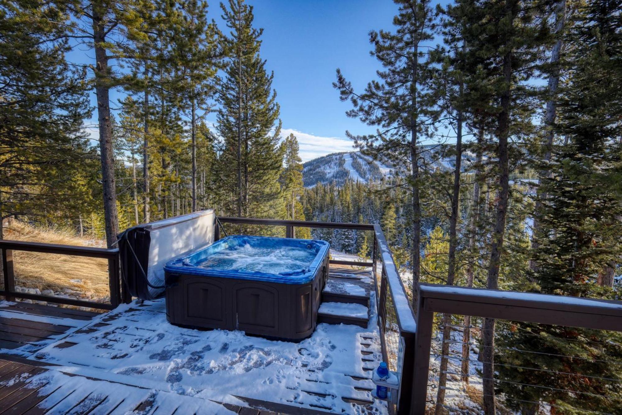 Rising Bull Lodge Big Sky Buitenkant foto