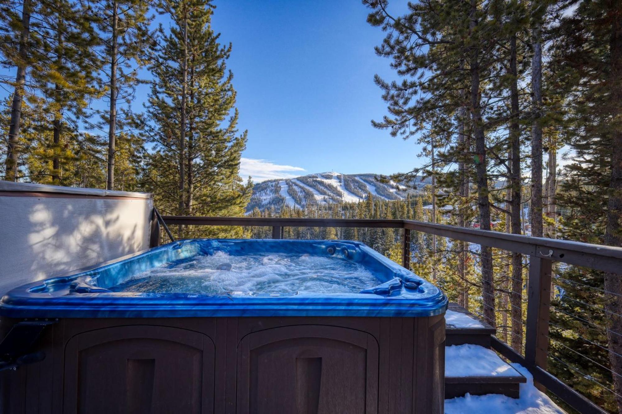 Rising Bull Lodge Big Sky Buitenkant foto