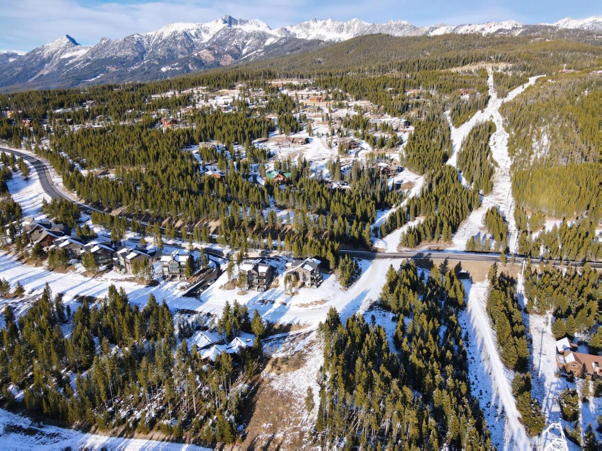 Rising Bull Lodge Big Sky Buitenkant foto